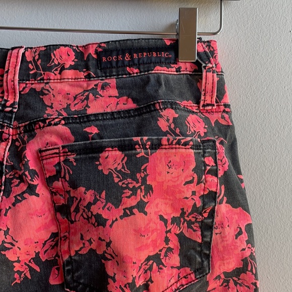 Pink Floral Rock & Republic Pants Size 6 - Picture 5 of 10